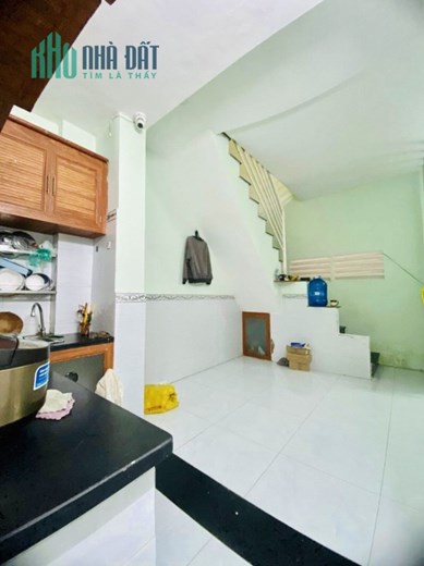 Bán nhà hẻm 3.5m Lạc Long Quân phường 10 Tân Bình 36m2 đúc BTCT giá 3 tỷ 5