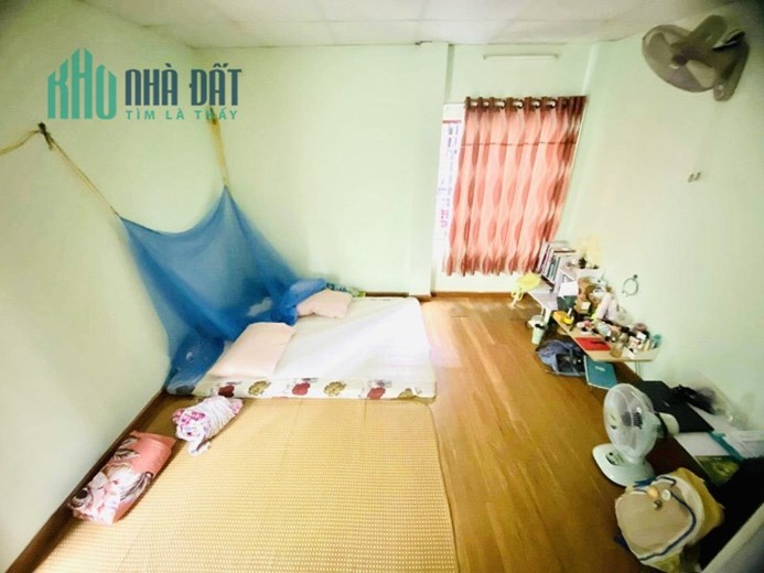 Bán nhà hẻm 3.5m Lạc Long Quân phường 10 Tân Bình 36m2 đúc BTCT giá 3 tỷ 5
