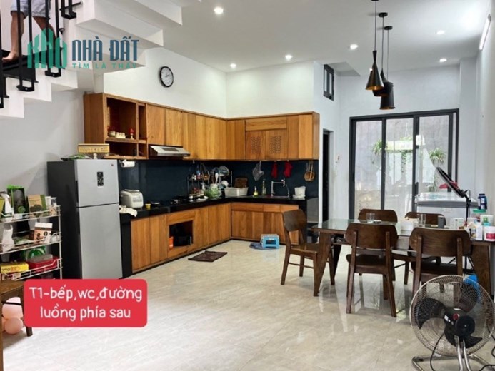 Nhà 3 tầng gần Nguyễn Phước Lan Đảo 1 Hòa Xuân view sông và công viên giá sập hầm