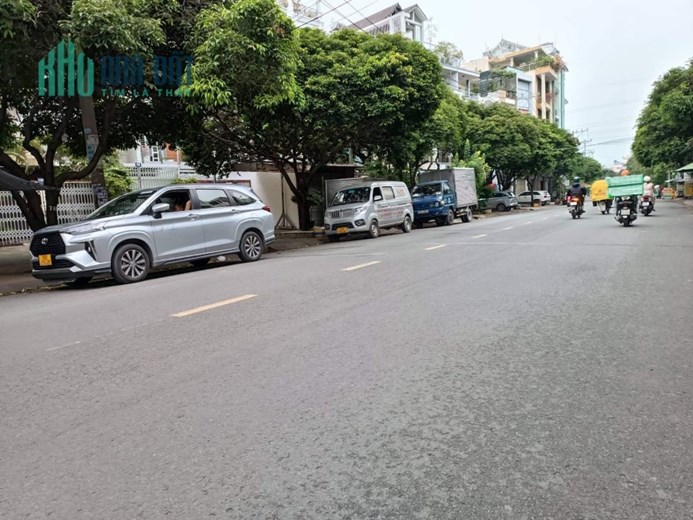 Bán nhà mặt tiền Diệp Minh Châu - Tân Sơn Nhì, DT: 4x18m, 5 tầng - 6PN, hạ còn 14.3 tỷ