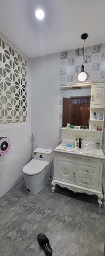 Nhà 2 mặt tiền 5 tầng có thang máy,  song song Nguyễn Phước Lan giảm 1 tỷ còn 8 tỷ x