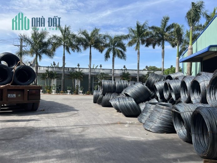 Bán nhà xưởng vị trí đẹp thuận tiện đi lại thích hợp làm kho xưởng nhà sản xuất. LH 0909 231 111