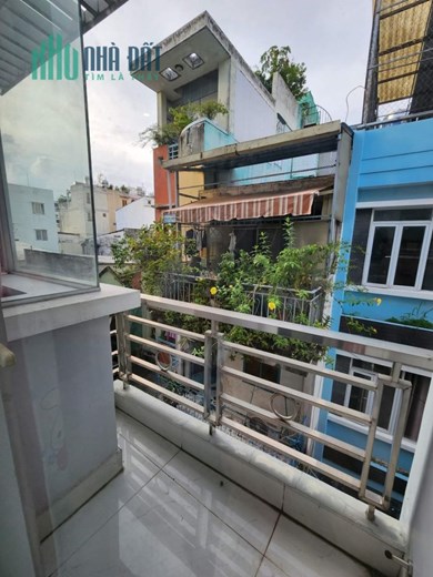 Nhà Phú Nhuận, Sát MT Đào Duy Từ, 41m2, 4 tầng, 2 mặt tiền, 4PN, nhỉnh 8 tỷ