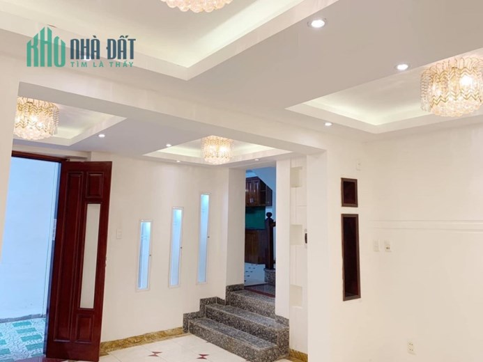 ⚜️ Bán nhà Mặt Phố Nguyễn Trãi, Thanh Xuân, 84m2 C4 MT 5.46m, Chỉ 11 Tỷ ⚜️