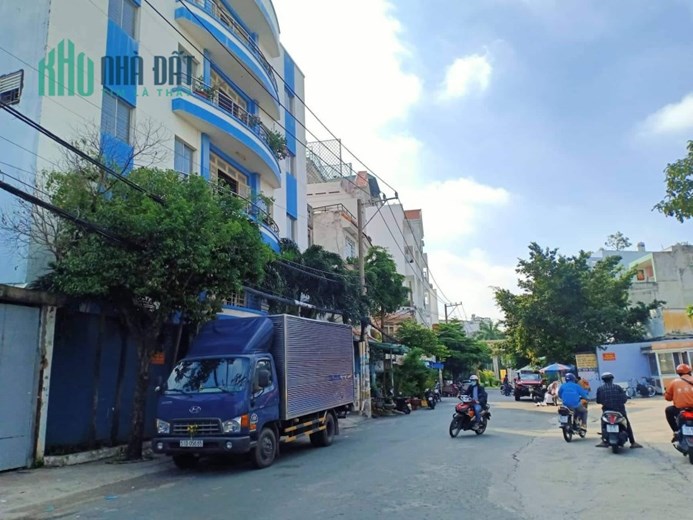 Bán Nhà Biệt Thự Lũy Bán Bích, Tân Phú, Ngang 10.1 X 30.2, 305 M2, Nhỉnh 30 Tỷ.