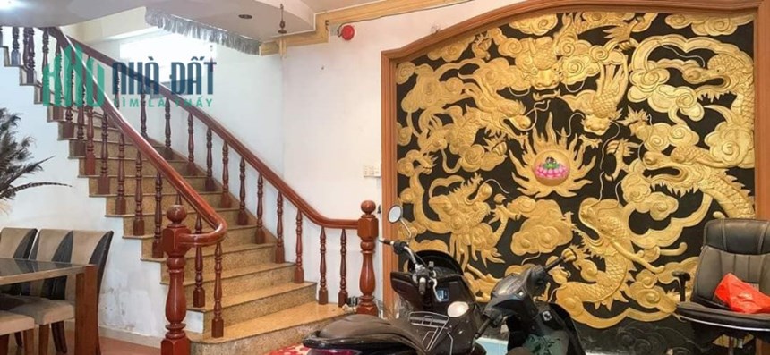 Bán Nhà Biệt Thự Lũy Bán Bích, Tân Phú, Ngang 10.1 X 30.2, 305 M2, Nhỉnh 30 Tỷ.