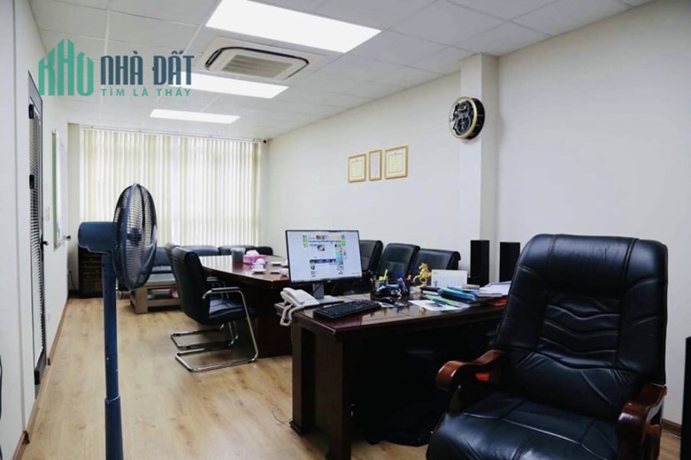 Bán nhà khu phân lô phố Đốc Ngữ, Văn Cao, Quần Ngựa, Ba Đình, Hà Nội. Diện tích 52m2 x 5 tầng thang