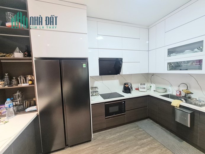 ⚜️ Bán nhà Mặt Phố Xuân Thủy, Cầu Giấy, 126m2 3T MT 4.5m, Chỉ 40 Tỷ ⚜️