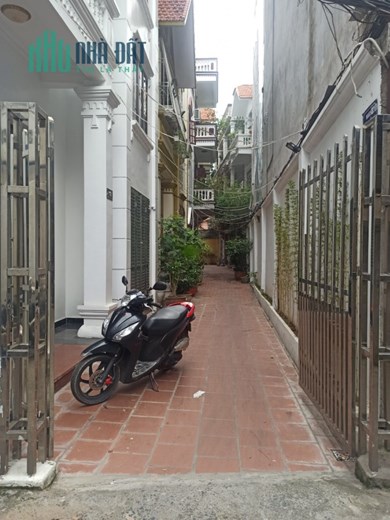 Bán nhà dân đang ở phố Chợ Hàng, diện tích 50m 3.5 tầng ngõ cực nông, GIÁ 2.6 tỉ