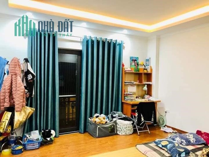 Bán nhà 78m2 phố Nghi Tàm, Tây Hồ Ô tô đỗ cửa 6 phòng ngủ Ngõ Ô tô tránh 10m 9.5 Tỷ