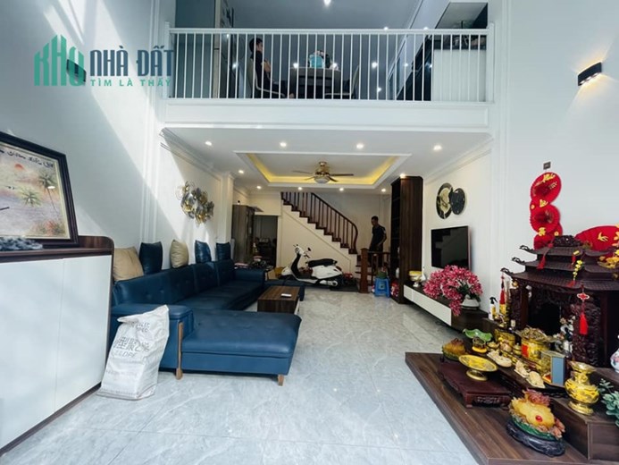 Bán nhà 78m2 phố Nghi Tàm, Tây Hồ Ô tô dừng đỗ 6 phòng Ô tô tránh 10m 9.5 Tỷ