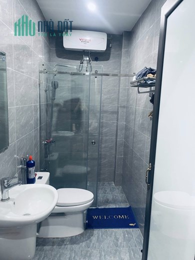 Bán nhà 79m2 phố Nghi Tàm, Tây Hồ Ô tô dừng đỗ 6 phòng 10m Ô tô phi 9.5 Tỷ