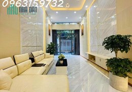 SIÊU SÔC!!!BÁN NHÀ GIÁP NHẤT THANH XUÂN NGAY ROYAL NGÃ TƯ SỞ , Ô TÔ ĐỖ CỬA 65M2 5 TẦNG NHỈNH 5 TỶ