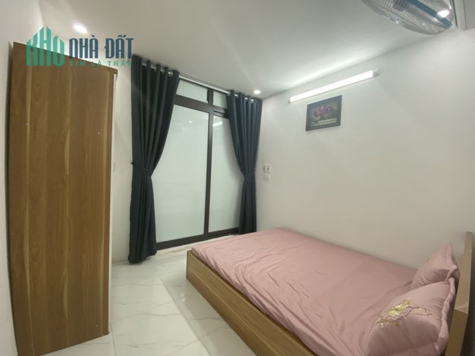 Bán nhà 3 tầng full nội thất giá 1 tỷ x.