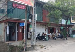 Kho 2 tầng 234m2 sàn trên 120+50m2 mặt tiền phố chính