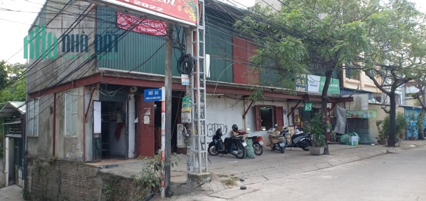 Kho 2 tầng 234m2 sàn trên 120+50m2 mặt tiền phố chính