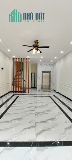 Bán Gấp Liền kê 7 Tầng Thang máy Sang Trọng, đẳng cấp Full nội thất Ngay Ngã Tư Vạn Phúc Hà Đông.