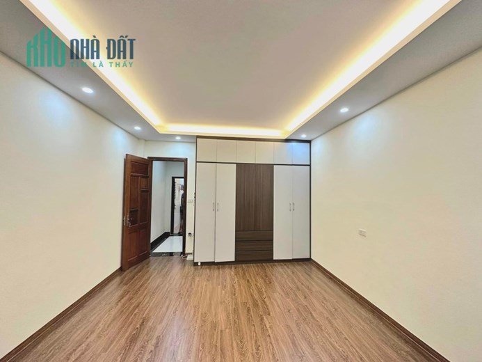 Bán nhà riêng phố Đặng Văn Ngữ, Đống Đa, lô góc, 37m3, 4.7 tỷ
