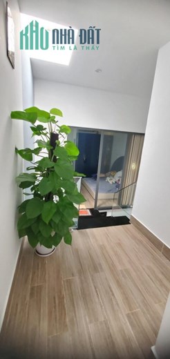 Nhà 40m ra MT Ông Ích Khiêm, 53m2, 2 tầng như mới, đẹp