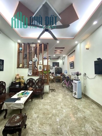 HIẾM NGÕ 203 KIM NGƯU, NGÕ THÔNG, ĐỦ CÔNG NĂNG, THOÁNG SÁNG 58m, NHỈNH 4 TỶ 0901753139
