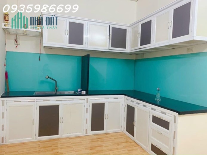 405 BÁN NHÀ SAU LƯNG CHUNG CƯ CT2 PHƯỚC HẢI, NHA TRANG
