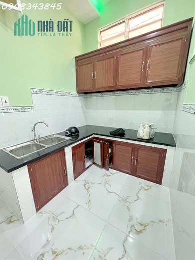 Bán nhà HXH Bùi Minh Trực Q8, ngang 4m, 47m2, 5PN, dòng tiền 7tr/1th