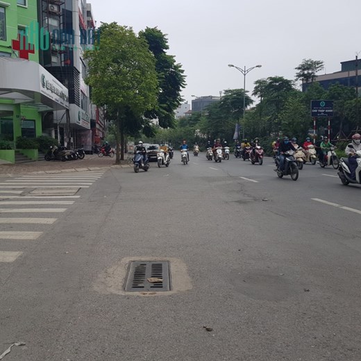 Bán đất mặt phố Đại Mỗ 500m mt gần 20m, kinh doanh 2 mặt đường, đã có nhà khung thép giá chỉ 6.9 tỷ