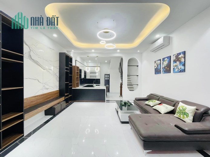 Bán nhà 6T-55M Nguyễn Khánh Toàn Ô TÔ đỗ cửa, KD sầm uất 7 tỷ 4