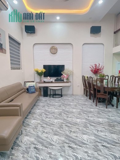 BÁN NHÀ TẠ QUANG BỬU, Ô TÔ, LÔ GÓC, KINH DOANH, 68M2 MT8M, GIÁ 13.5 TỶ