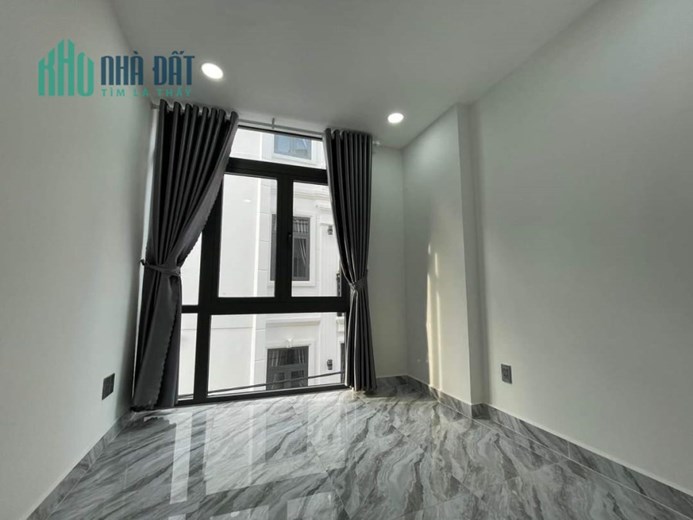 Nhà Phú Nhuận, HXH Hoàng Hoa Thám, 34m2, sổ vuông, 4 tầng, 4PN, sân thượng chill chill, nhỉnh 7 tỷ