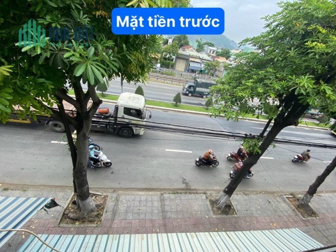 CHÍNH CHỦ CẦN BÁN Nhà 3 Tầng 2 Mặt Tiền Đường Trường Chinh và Trần Thái Tông