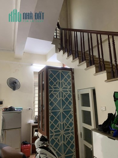 Cho thuê nhà phố Đặng Văn Ngữ , 40m2 x 5 tầng, giá 15tr