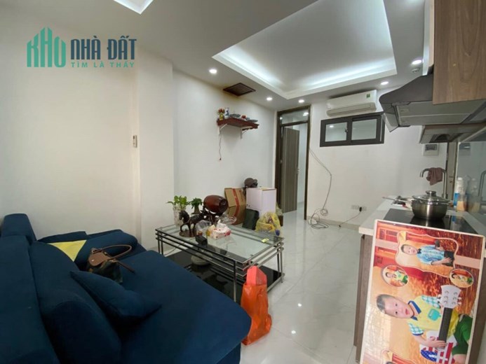 Cho thuê CHCC phố Hào Nam , 2N1VS, Giá 8tr