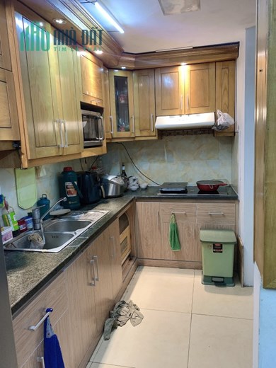 Bán căn nhà 40m2x5 tầng gần Trần Hữu Tước ,Đống Đa giá 4,65 Tỷ kinh doanh tuyệt vời