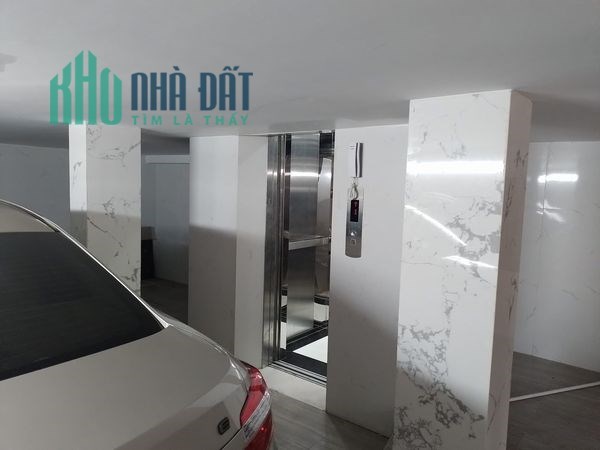 Cho thuê nhà nguyên căn, Vũ Tông Phan, Mặt phố, 75m2, 7T, thang máy, gara ô tô.