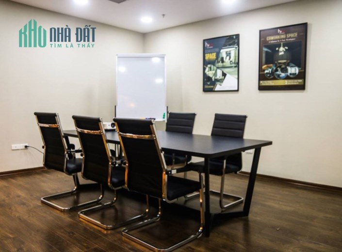 Cho thuê văn phòng tài chính 500m2 tòa Coninco, Tôn Thất Tùng, Đống Đa, full nội thất, giá tốt nhất