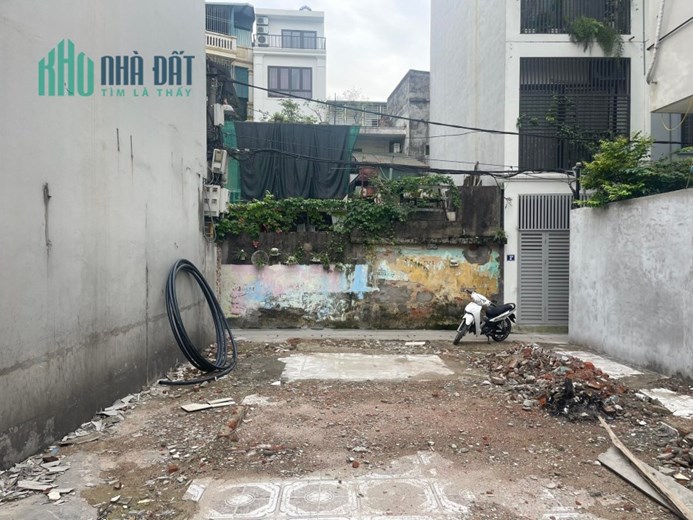 Đất phố Văn Cao (thông Hoàng Hoa Thám) dt120m, mt6.5m, 9.5tỷ