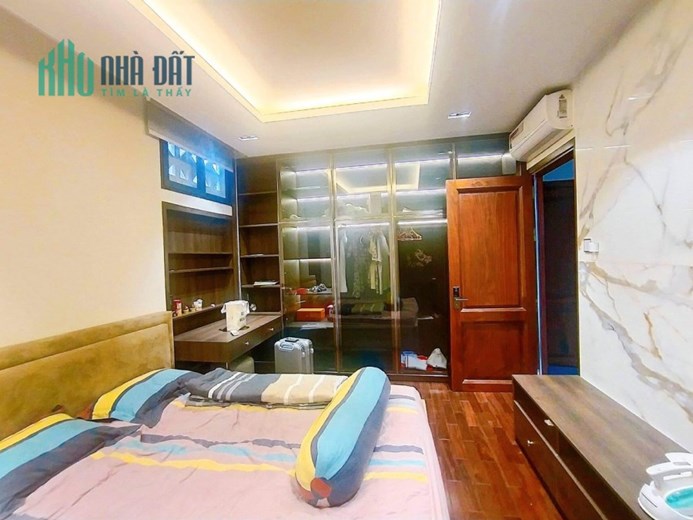 Vỡ Nợ, Bán Gấp Nhà 1t2l Phan Xích Long Phú Nhuận- Đối Diện Bv Hoàn Mỹ 70m2 1 Tỷ 8 Shr