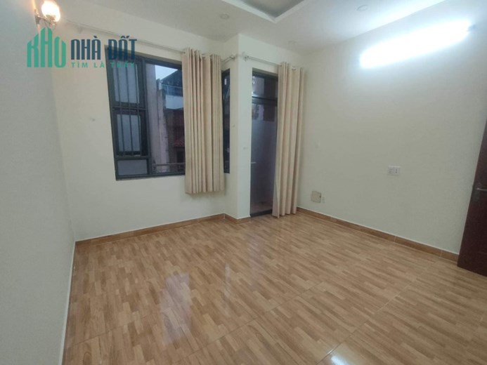 BÁN NHÀ MỚI XE HƠI VÀO NHÀ GIÁP TÊN LỬA, 48M2 4 TẦNG, 4.6 TỶ.