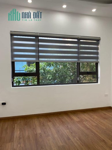 SIÊU HIẾM-NHÀ ĐẸP Ở NGAY-NGÕ 89 LẠC LONG QUÂN-Ô TÔ ĐỖ-42M2-CHỈ 6,6 TỶ