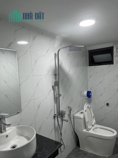SIÊU HIẾM-NHÀ ĐẸP Ở NGAY-NGÕ 89 LẠC LONG QUÂN-Ô TÔ ĐỖ-42M2-CHỈ 6,6 TỶ