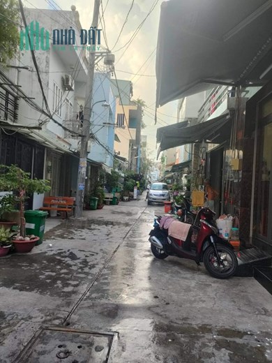 BÁN NHÀ MỚI XE HƠI VÀO NHÀ GIÁP TÊN LỬA, 48M2 4 TẦNG, 4.6 TỶ.