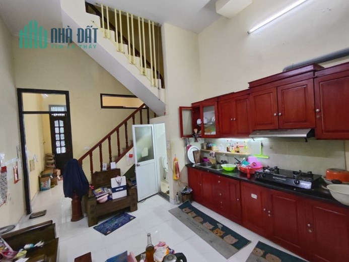 Chính chủ cần cho thuê nhà mặt phố Trần Đăng Ninh 2 tầng 1 tum tại Hà Nội: