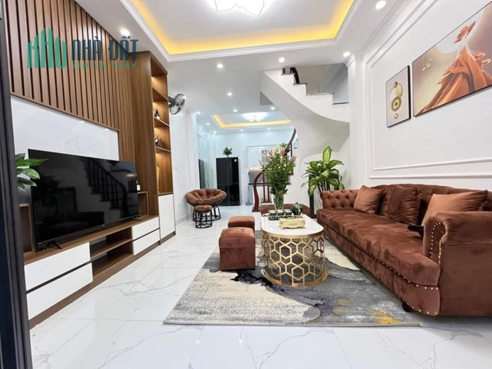 Giá hiếm! Lô góc Yên hòa, ngõ thông, sát phố, ba gác tránh, 34m2*5T, chỉ 3.75 tỷ