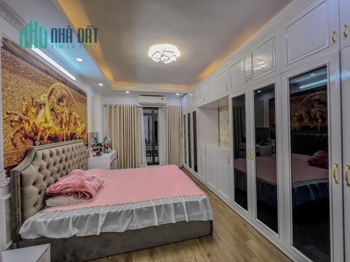 Sát phố! Lô góc Nguyễn Khang, nông, thông, ba gác tránh, ở luôn, 34m, 5T, 3.75 tỷ