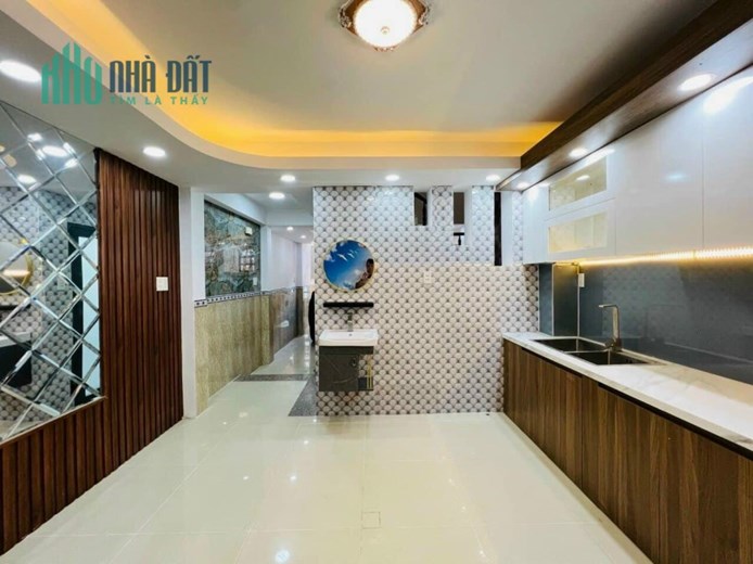 BÁN NHÀ .XE HƠI NGỦ TRONG NHÀ - NHÀ MỚI Ở NGAY. 
 -
