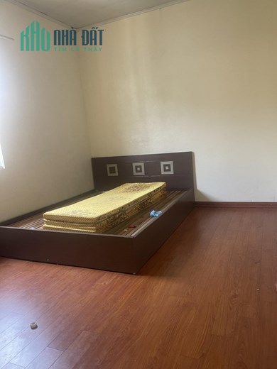 Cho thuê nhà nguyên căn, CHDV, 90m2, 3T, 5m, KD, mặt phố, 16tr, Xuân Đỉnh.