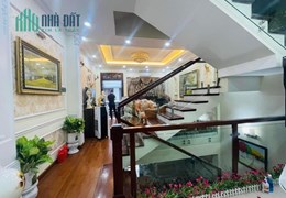 Bán nhà Xã Đàn, 3 bước ra phố, sân để xe thoải mái, 70m2, 7,25 tỷ