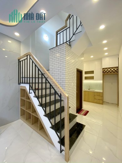 Nhà 2 tầng mới, vị trí đẹp Âu Dương Lân P3Q8. Giá 3,6 tỷ TL