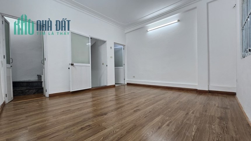 Gấp bán! 2 thoáng cực thích, ở ngay khẩu Đống Đa chỉ với 2.85 tỷ